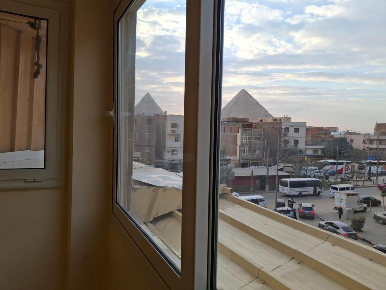 Hassan Pyramids Hotel Kafret el-Gabal エクステリア 写真